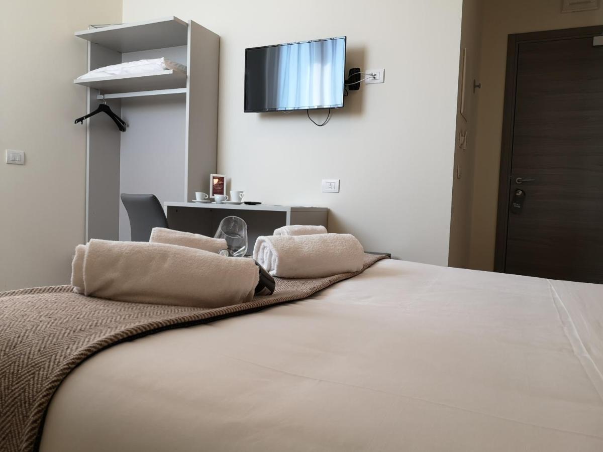 Hotel & Wellness Stella Delle Langhe Govone Exterior foto