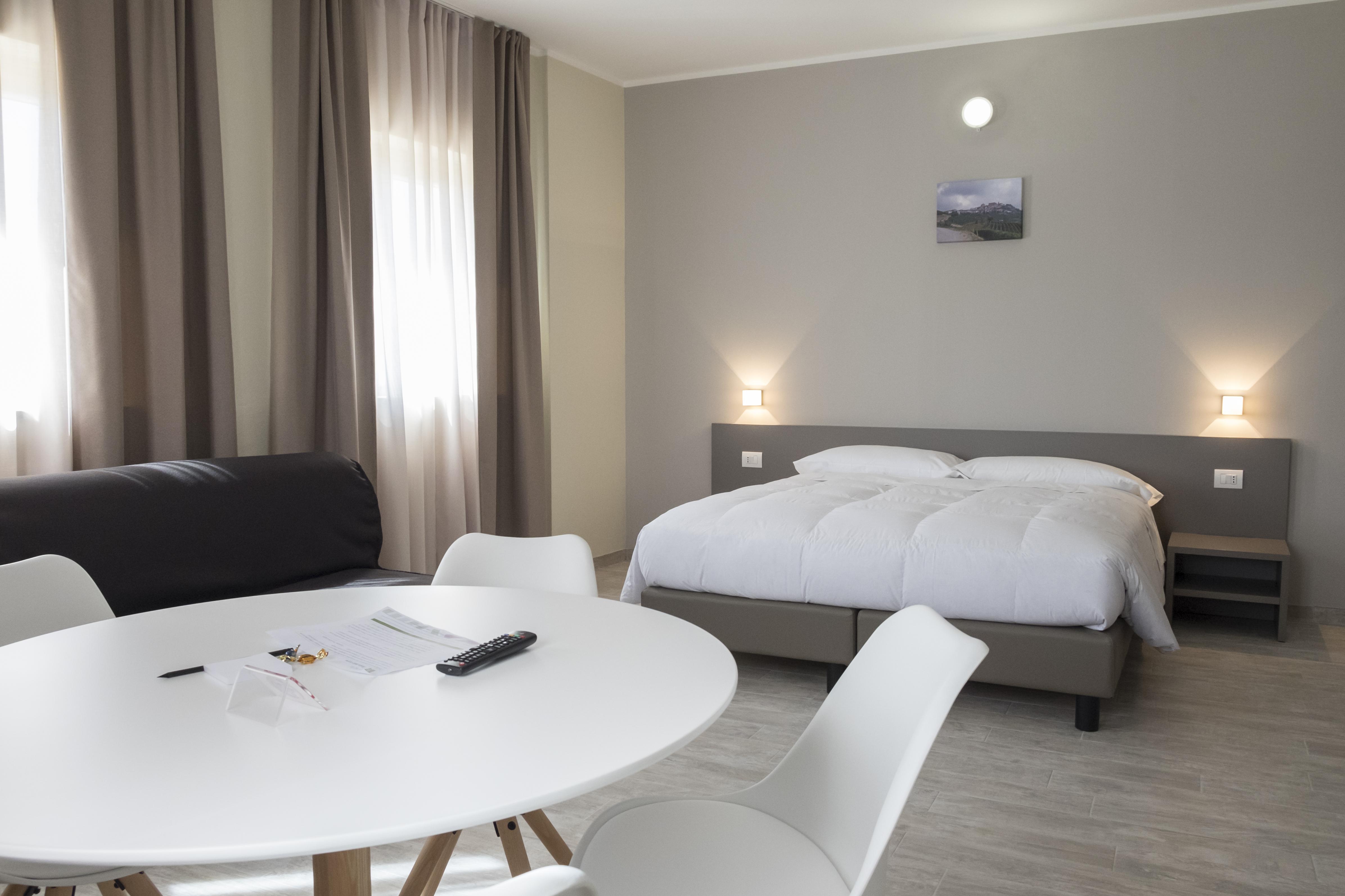 Hotel & Wellness Stella Delle Langhe Govone Exterior foto