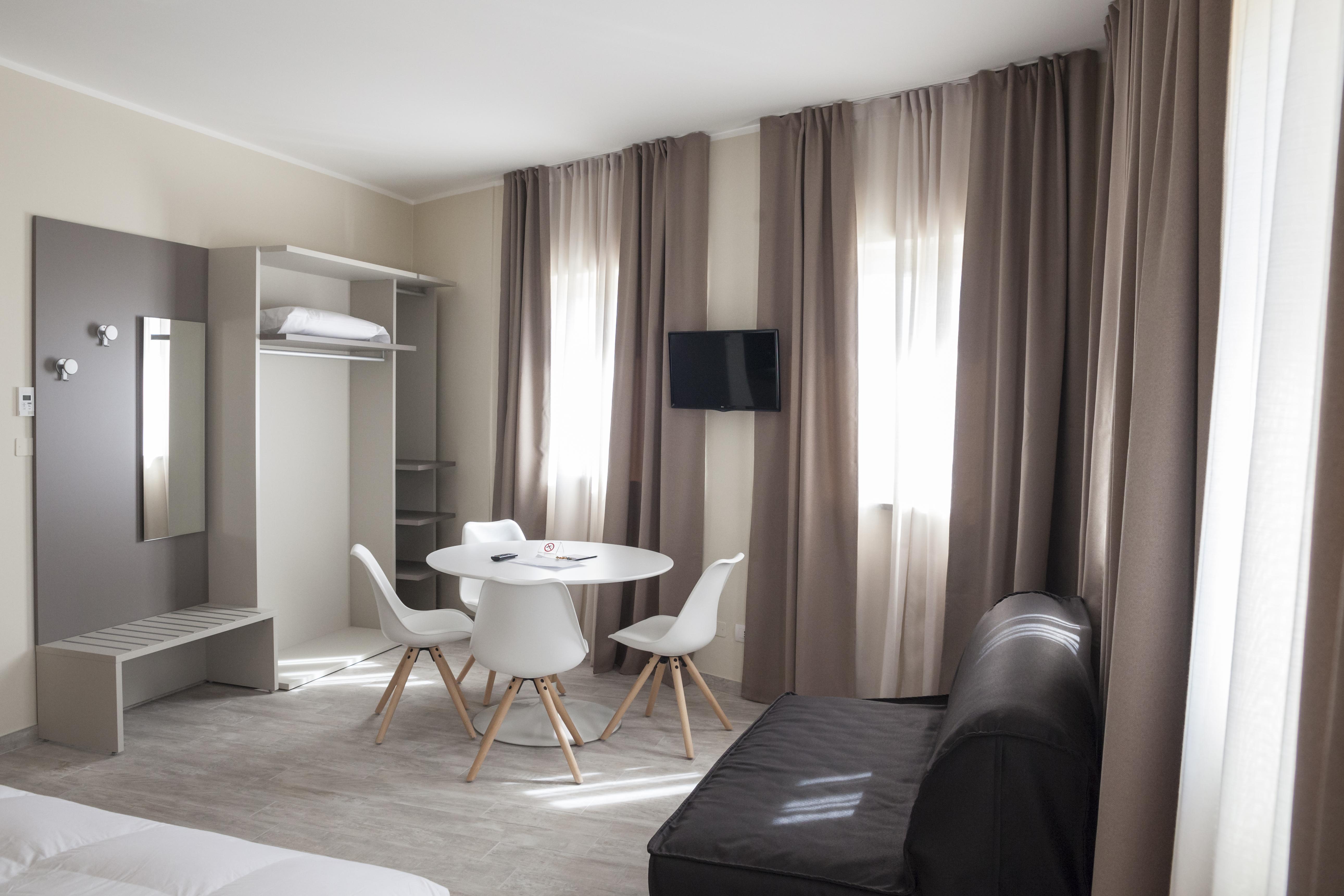 Hotel & Wellness Stella Delle Langhe Govone Exterior foto