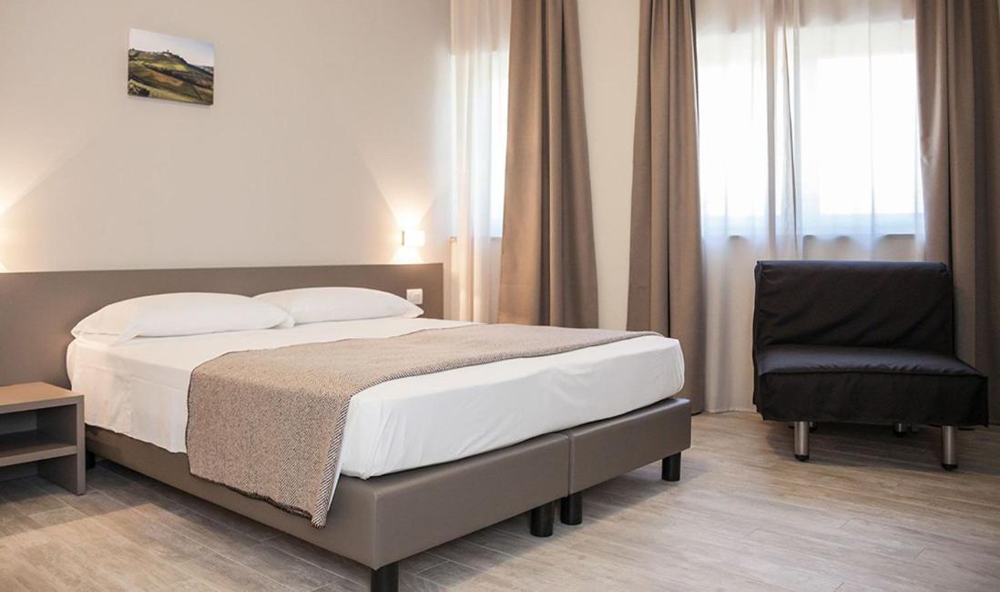 Hotel & Wellness Stella Delle Langhe Govone Exterior foto